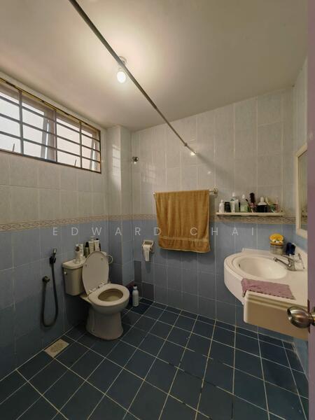 2-storey Terraced House for Sale in Sungai Buloh (Selangor) - Edward Chai - Bathroom - PropertyGuru.com.my