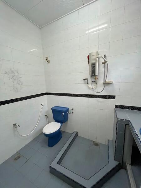 Rumah Teres 2 Tingkat untuk Dijual di Kelana Jaya (Petaling Jaya) - Siew Lian Loh - Bathroom - PropertyGuru.com.my