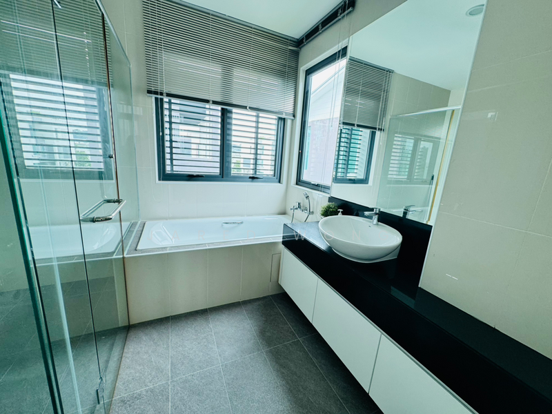 Bungalow House for Sale in Cyberjaya (Selangor) - Jared Wong - Bathroom - PropertyGuru.com.my