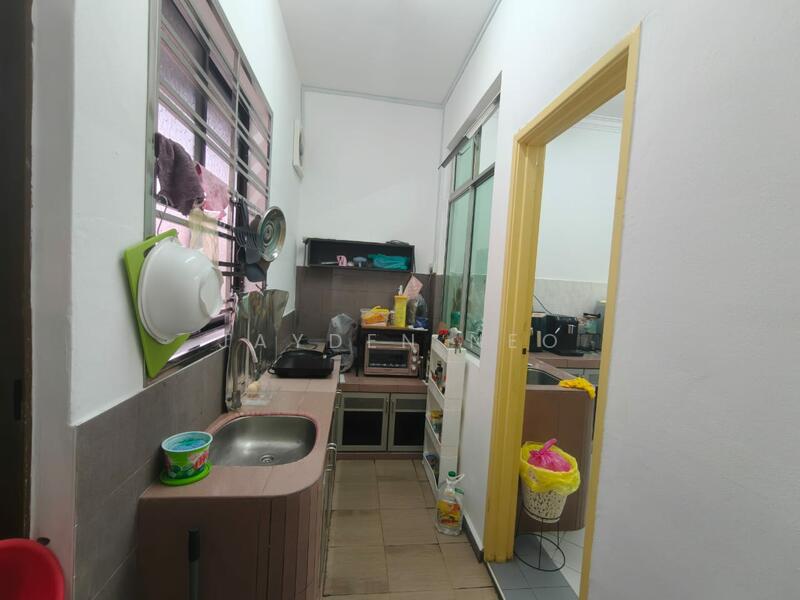 2-storey Terraced House for Sale in Taman Seri Orkid (Skudai) - Jayden Neo - Kitchen - PropertyGuru.com.my