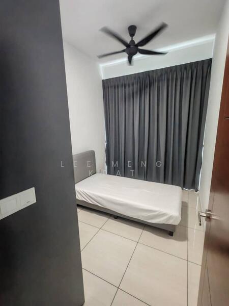 Queens Residences Q1 @ Queens Waterfront untuk Untuk Disewa - RM 3,600 /bulan, Apr 2026 - Bedroom - PropertyGuru.com.my