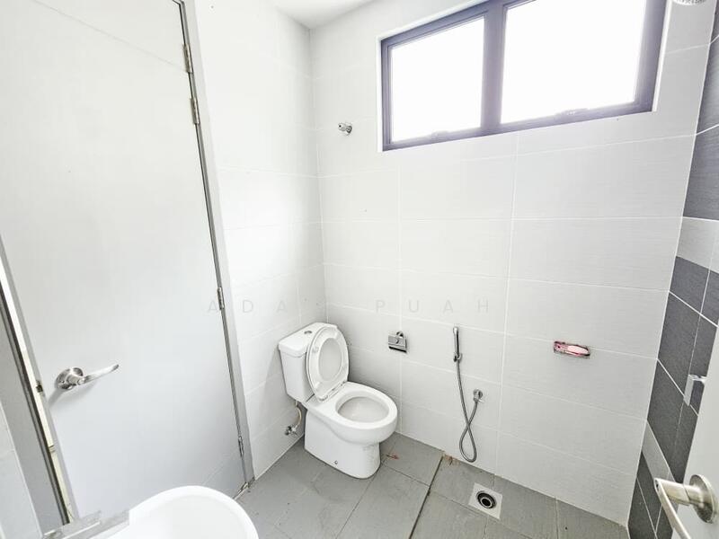 Zero-Lot Bungalow for Sale in Jade Hills (Kajang) - Adam Puah - Bathroom - PropertyGuru.com.my