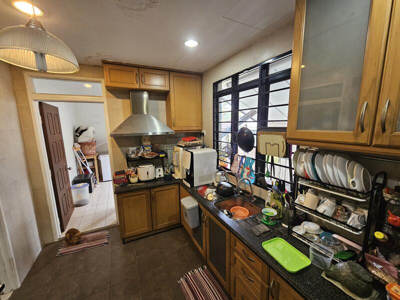 Rumah Teres 2 Tingkat untuk Dijual di Bukit Jelutong (Shah Alam) - Winny Su - Kitchen - PropertyGuru.com.my