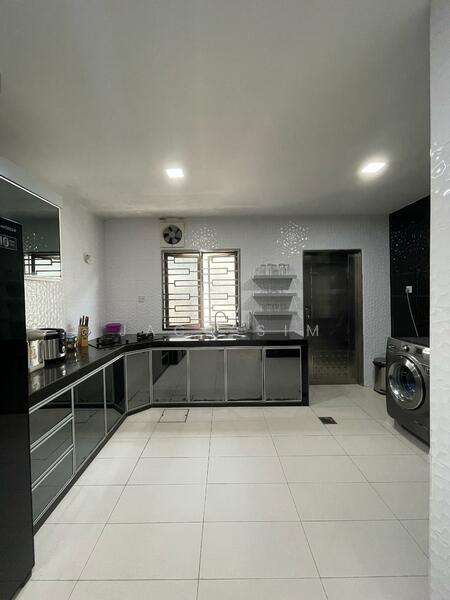 2-storey Terraced House for Sale in Johor Bahru (Johor) - Jacq Sim - Kitchen - PropertyGuru.com.my