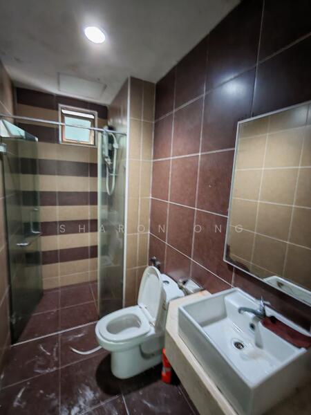 Service Residence for Sale at The Astaka @ 1 Bukit Senyum - Sharon Ong - Bathroom - PropertyGuru.com.my