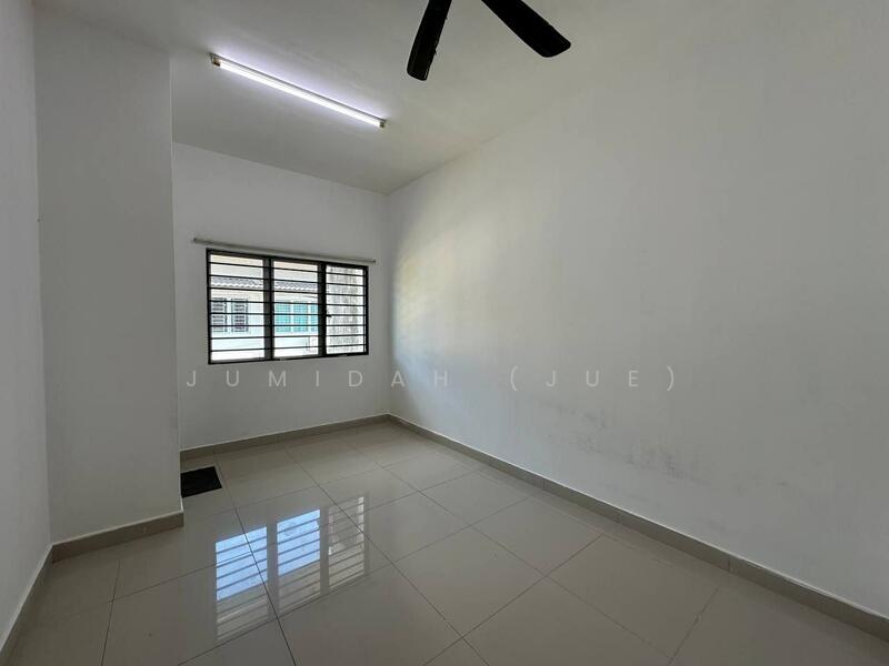 2-storey Terraced House for Sale in Jenjarom (Selangor) - JUMIDAH (JUE) - Interior - PropertyGuru.com.my