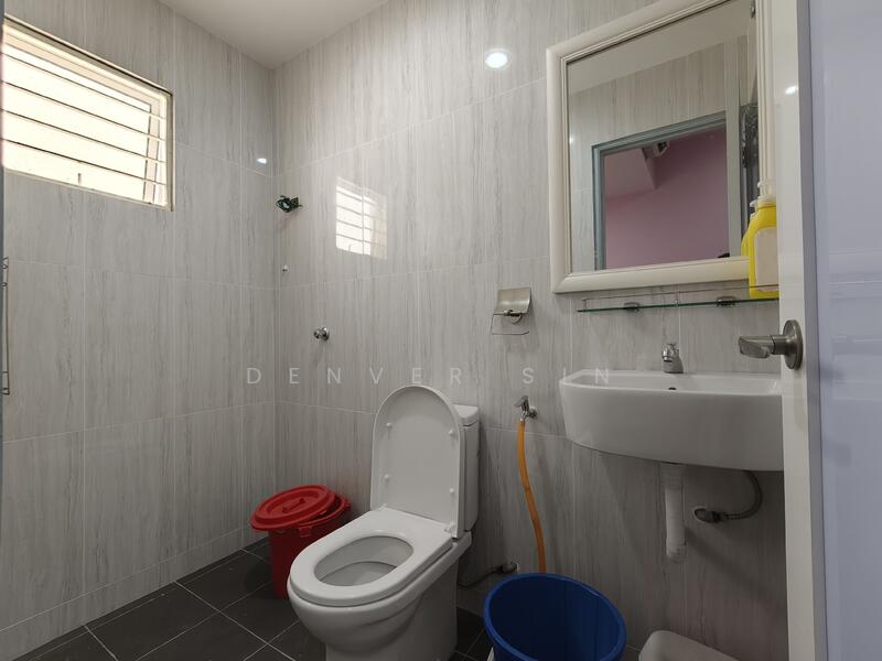 Rumah Teres 2 Tingkat untuk Dijual di Ampang (Selangor) - Denver Sin - Bathroom - PropertyGuru.com.my