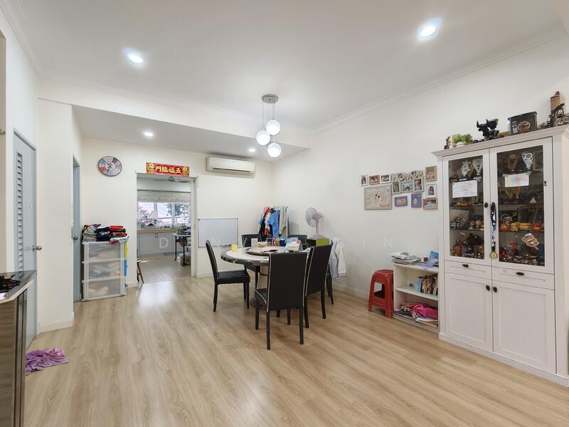 Rumah Teres 2 Tingkat untuk Dijual di Ampang (Selangor) - Denver Sin - Dining Room - PropertyGuru.com.my