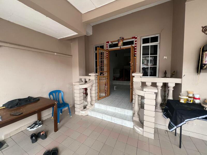 2-storey Terraced House for Sale in Bandar Seri Alam (Masai) - Shilee . - Entrance - PropertyGuru.com.my