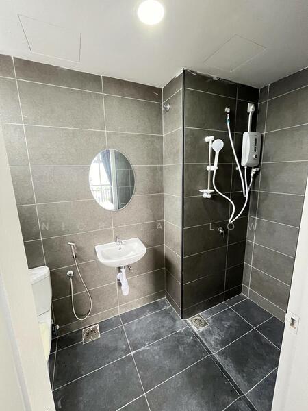 Service Residence for Rent at Midas @ Seri Alam - Nicholas Low - Bathroom - PropertyGuru.com.my