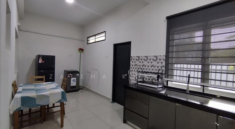 2-storey Terraced House for Sale in Cyberjaya (Selangor) - Zaleha Khalid - Kitchen - PropertyGuru.com.my
