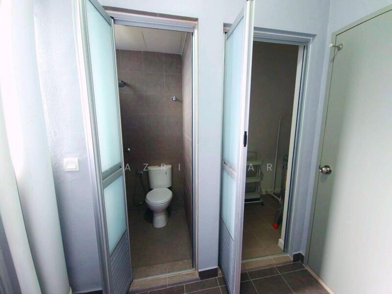 Condominium for Rent at Lakefront Residence - Fazri Omar - Bathroom - PropertyGuru.com.my