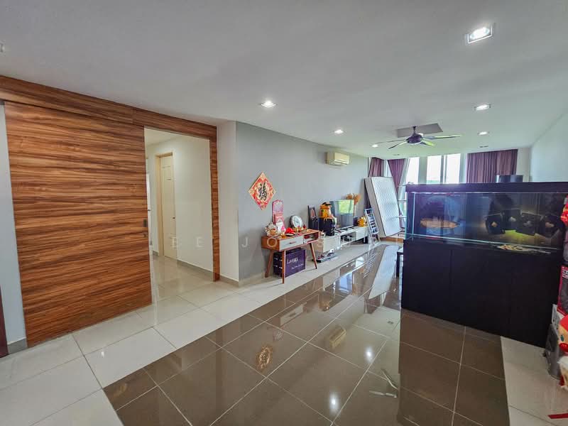 Condominium for Sale at Subang Parkhomes - Lee Jo Surf - Living Room - PropertyGuru.com.my