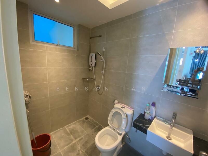 Condominium for Rent at QuayWest Residence - Benson Tan - Bathroom - PropertyGuru.com.my