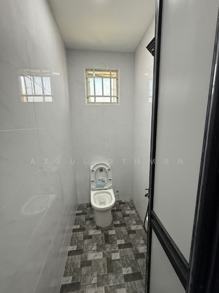 Rumah Teres 1 Tingkat untuk Dijual di Taman Panchor Jaya (Paroi) - Azrul Othman - Bathroom - PropertyGuru.com.my