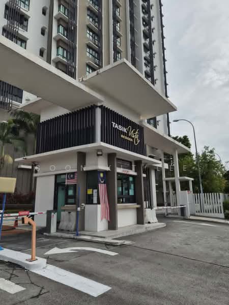 Condominium for Sale at Lake Vista Residence (Tasik Vista Residen) - Keith Lee - Exterior - PropertyGuru.com.my