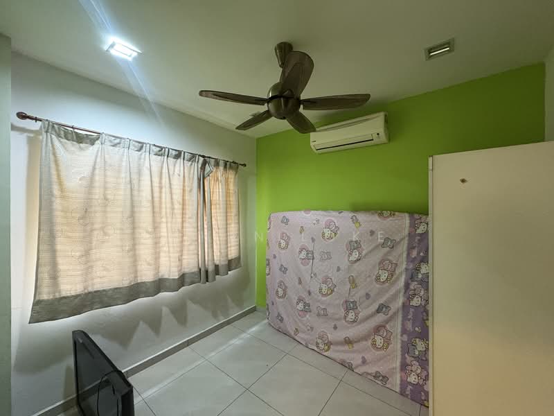 Kondominium untuk Dijual di Paradesa Tropika II - Ethan Loke - Bedroom - PropertyGuru.com.my