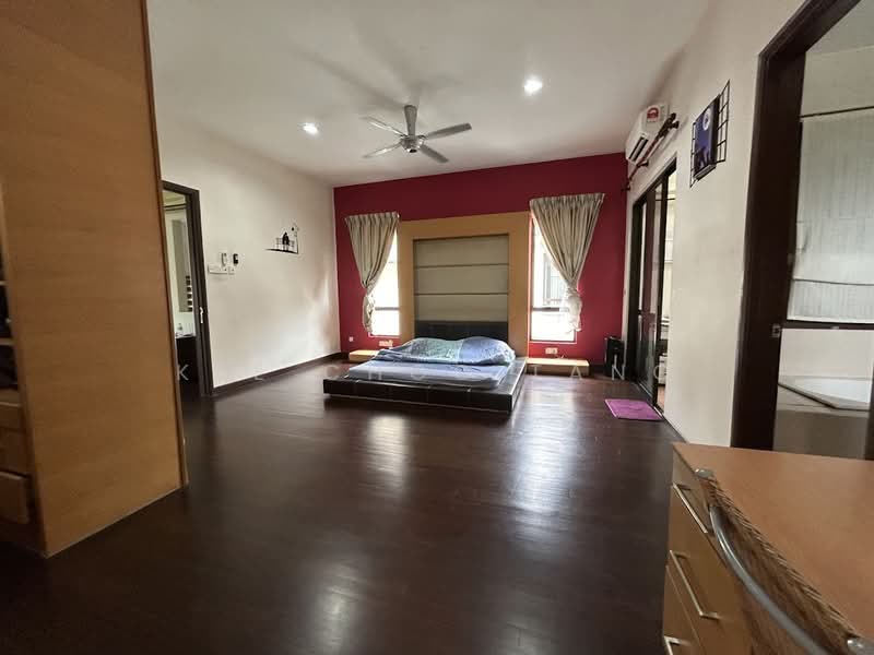 Twin Villas for Sale in Kota Kemuning (Shah Alam) - Anjoe Tang - Master Bedroom - PropertyGuru.com.my