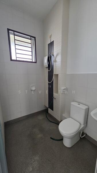 2-storey Terraced House for Sale in Bukit Indah (Iskandar Puteri (Nusajaya)) - Steve Tah - Bathroom - PropertyGuru.com.my