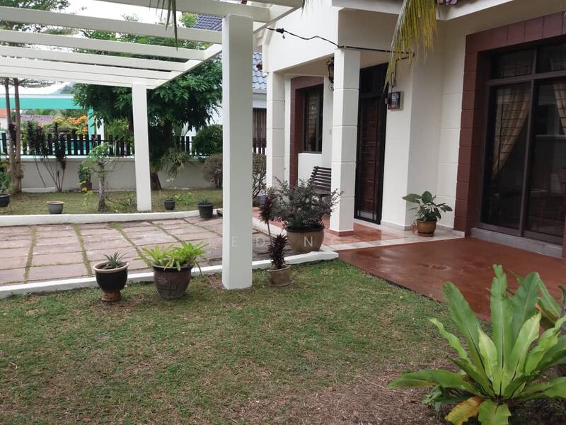 Ferringhi Villas untuk Untuk Disewa - RM 3,000 /bulan, Mac 2026 - Exterior - PropertyGuru.com.my