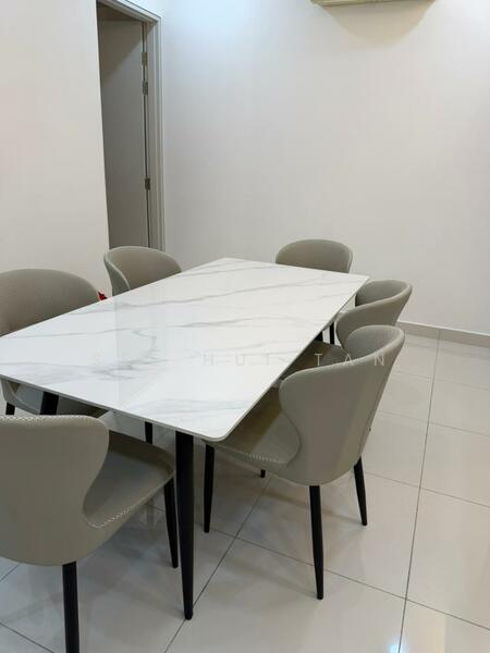 Condominium for Rent at Vivo Residential Suites - See Hui Tan - Dining Room - PropertyGuru.com.my