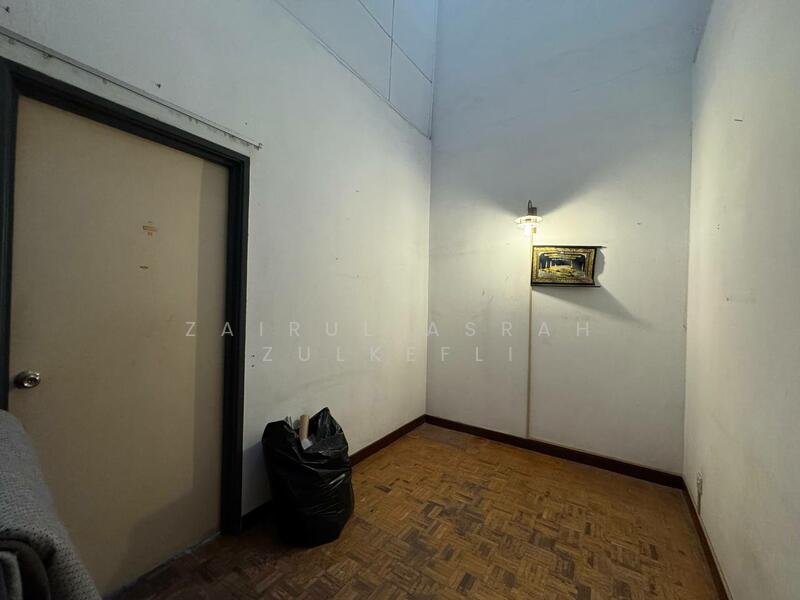 Kota Kemuning FREEHOLD Double Storey House Jalan Anggerik Aranda Kota Kemuning untuk Untuk Dijual - RM 560,000, Feb 2026 - Interior - PropertyGuru.com.my