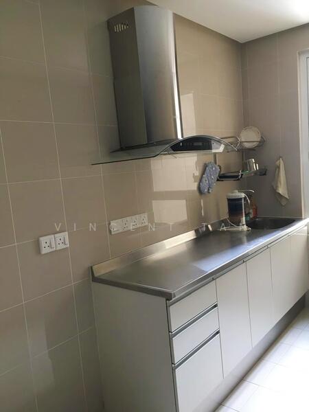 Kondominium untuk Disewa di Quayside Seafront Resort Condominiums - Vincent Tan - Kitchen - PropertyGuru.com.my