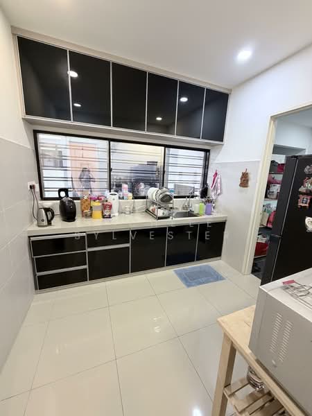 Eco Tropics untuk Untuk Dijual - RM 738,000, Mac 2026 - Kitchen - PropertyGuru.com.my