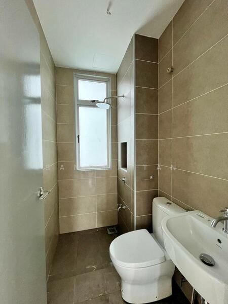 Apartment for Sale at D'Lagoon Luxury Apartment - Sandra Tan - Bathroom - PropertyGuru.com.my