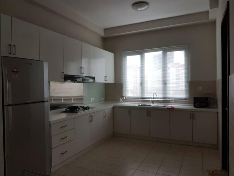 Condominium for Sale at Nautica Lake Suites - Lee Peik Ying - Kitchen - PropertyGuru.com.my
