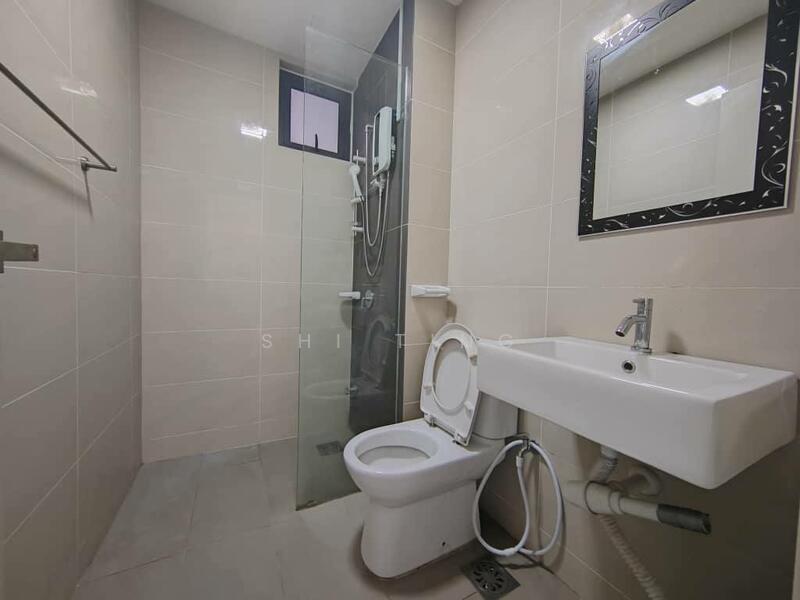 Condominium for Sale at The Raffles Suites - Shi Ting - Bathroom - PropertyGuru.com.my