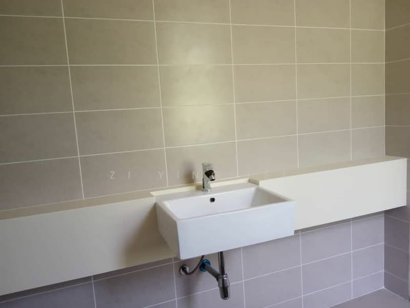 Rumah Teres 2 Tingkat untuk Dijual di Bandar Tropicana Aman (Telok Panglima Garang) - Zi Ying Lee - Bathroom - PropertyGuru.com.my