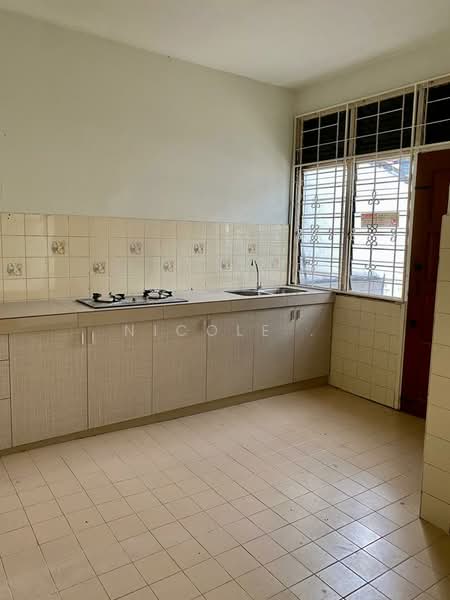 2-storey Terraced House for Rent in Bandar Menjalara (Kuala Lumpur) - Nicole . - Kitchen - PropertyGuru.com.my