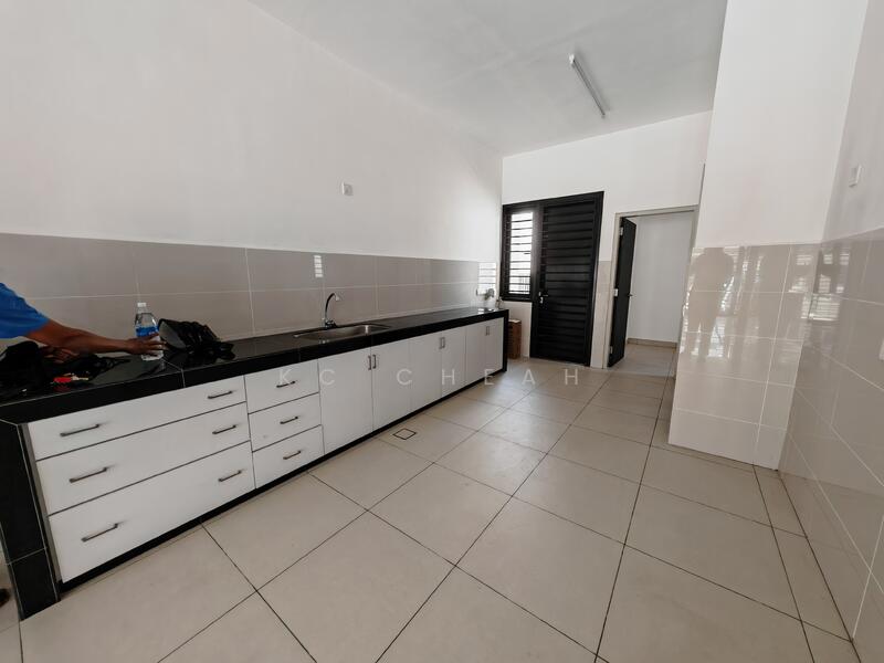 2-storey Terraced House for Rent in U16, Elmina Gardens (Shah Alam) - KC Cheah - Kitchen - PropertyGuru.com.my