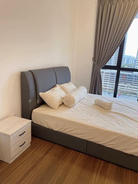 Vertu Resort untuk Untuk Disewa - RM 1,700 /bulan, Mac 2026 - Bedroom - PropertyGuru.com.my