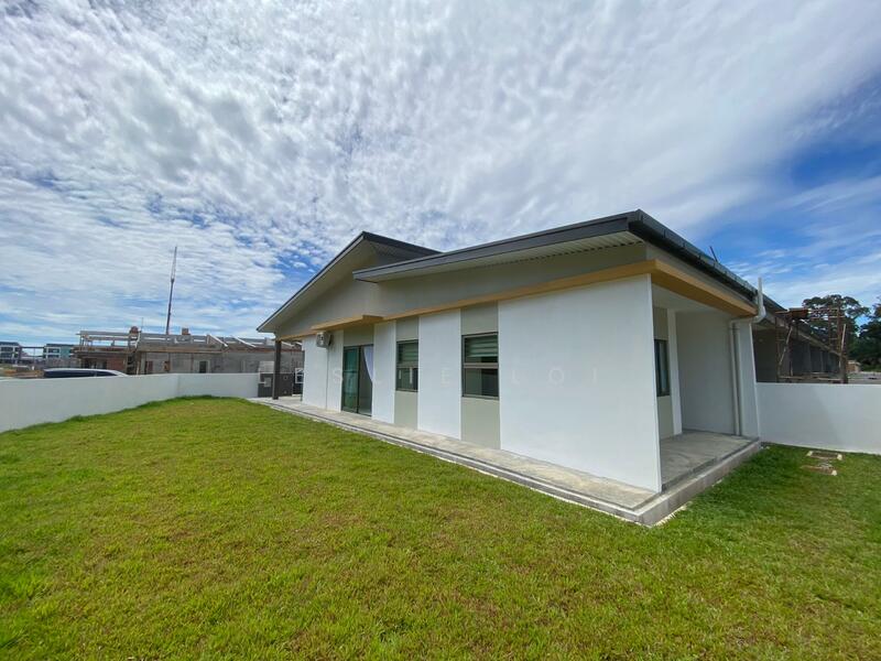 1-storey Terraced House for Sale in Serian (Sarawak) - Leslie Loi - Exterior - PropertyGuru.com.my