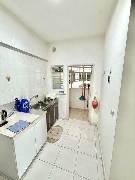Condominium for Rent at i-Santorini - Yuki Bong - Kitchen - PropertyGuru.com.my