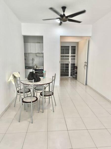 Condominium for Rent at i-Santorini - Yuki Bong - Dining Room - PropertyGuru.com.my