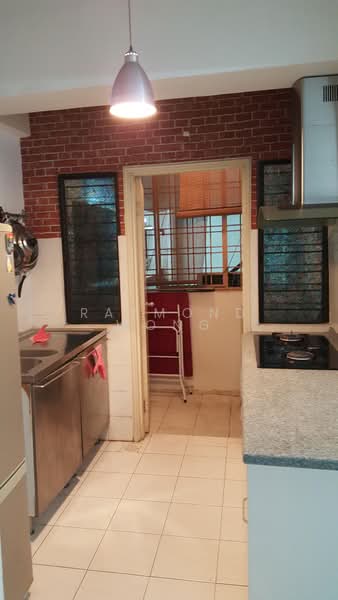 Kondominium untuk Dijual di Vista Millennium Condominium - Raymond Wong - Kitchen - PropertyGuru.com.my