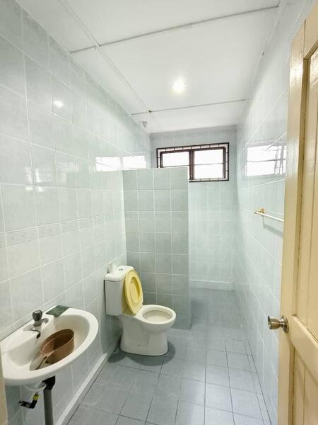 2-storey Terraced House for Sale in Kuching (Sarawak) - Bong Xian - Bathroom - PropertyGuru.com.my