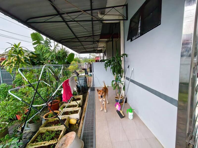 2-storey Terraced House for Sale in Kuching (Sarawak) - Bong Xian - Exterior - PropertyGuru.com.my