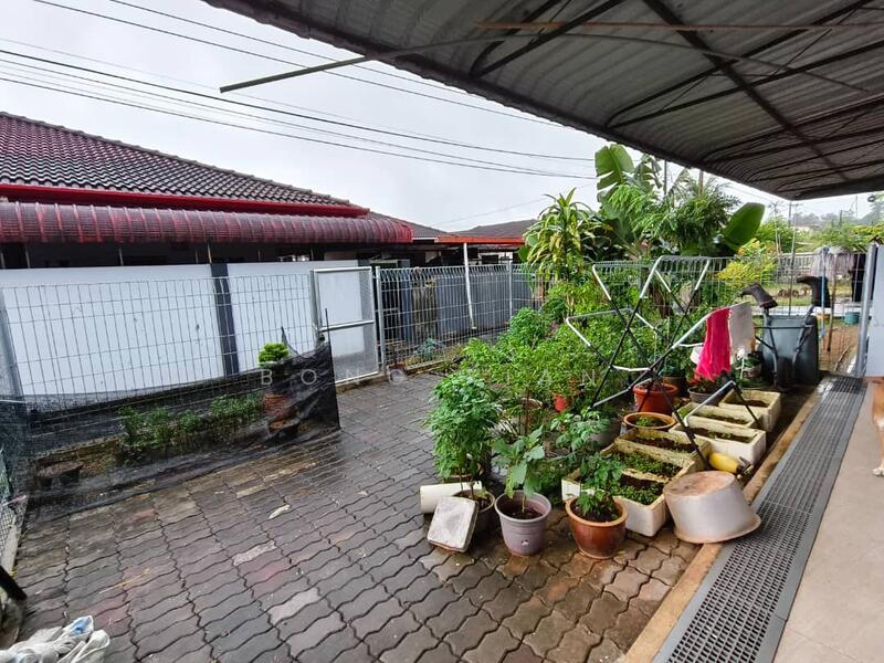 2-storey Terraced House for Sale in Kuching (Sarawak) - Bong Xian - Exterior - PropertyGuru.com.my
