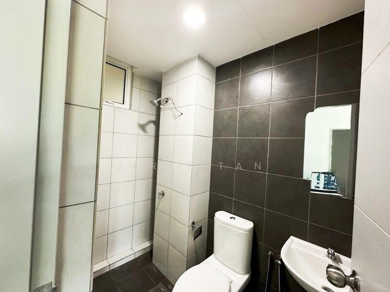 Condominium for Rent at Fairview Residence - Jerry Tan - Bathroom - PropertyGuru.com.my