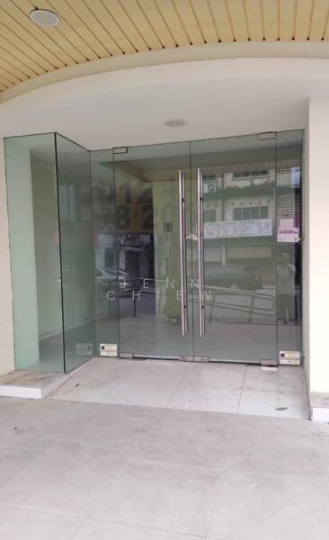 Shop for Sale in Klang (Selangor) - Jenn Chiew - Entrance - PropertyGuru.com.my