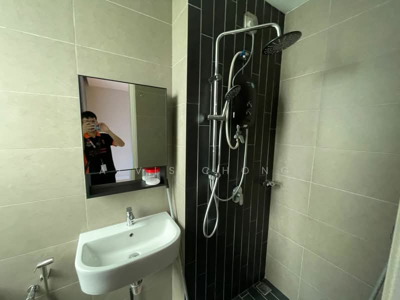 Servis Apartment untuk Disewa di H2O Residences - Alvis Chong - Bathroom - PropertyGuru.com.my