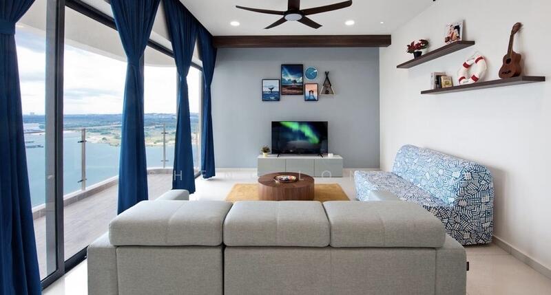 Lovell @ Country Garden Danga Bay untuk Untuk Dijual - RM 650,000, Mac 2026 - Living Room - PropertyGuru.com.my