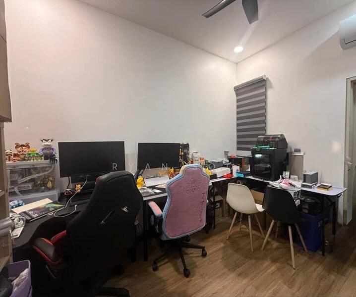 Rumah Teres untuk Dijual di Elmina (Shah Alam) - Ryan Soo - Study - PropertyGuru.com.my