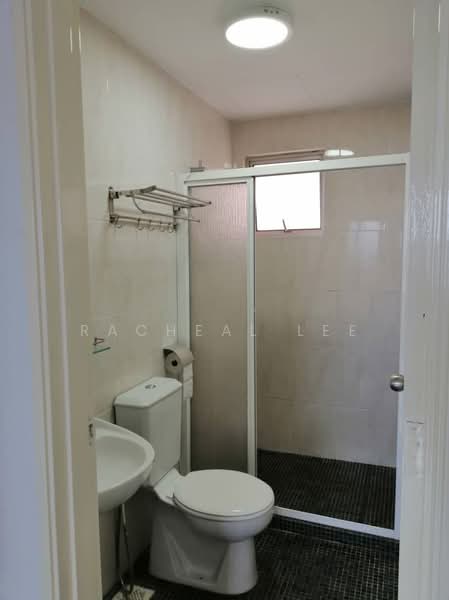 Servis Apartment untuk Dijual di Connaught Avenue - Racheal Lee - Bathroom - PropertyGuru.com.my