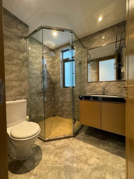 R&F Princess Cove Phase 1 untuk Untuk Disewa - RM 3,200 /bulan, Mac 2026 - Bathroom - PropertyGuru.com.my