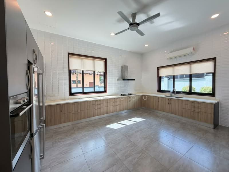 TAR Villas, Ampang Hilir, Taman U Thant, KLCC untuk Untuk Disewa - RM 30,000 /bulan, Mac 2026 - Kitchen - PropertyGuru.com.my